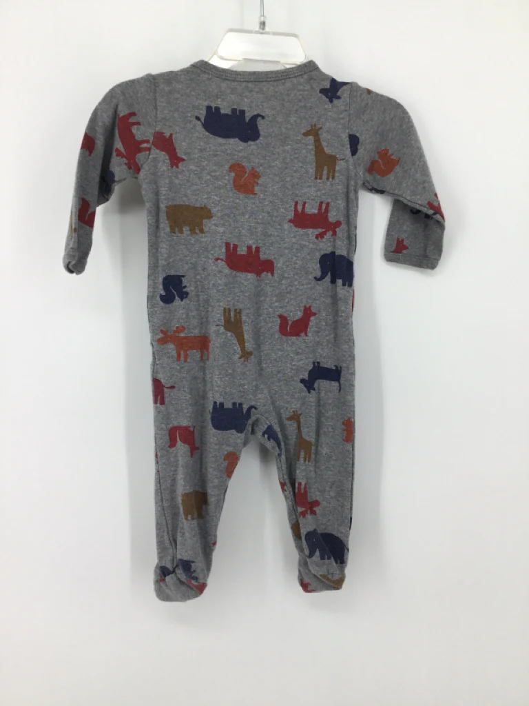 Carter's Child Size 6 Months Gray Sleepers - Image 2