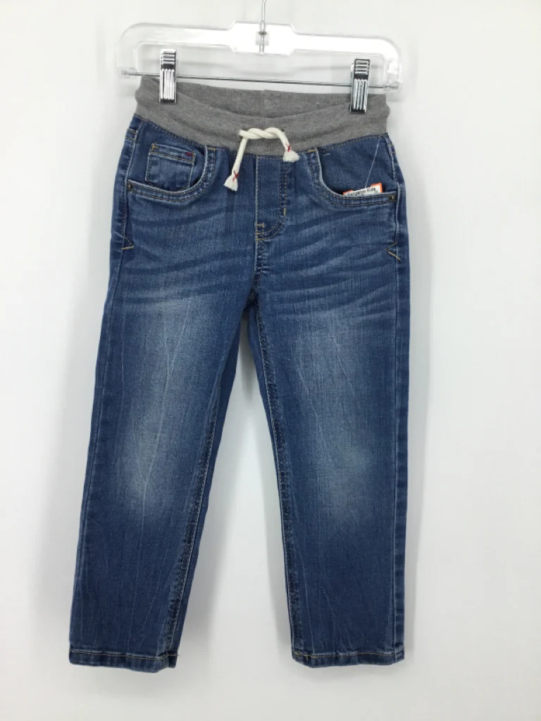 Cat & Jack Child Size 4 Blue Jeans - girls