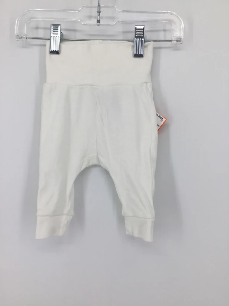 H & M Child Size Newborn White Solid Pants - boys