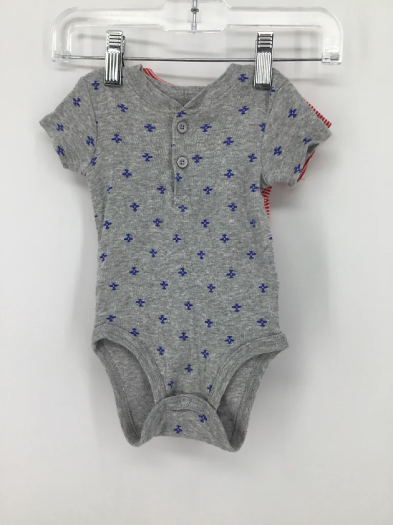 Just One You Made by Carters Child Size 3 Months Gray Onesie