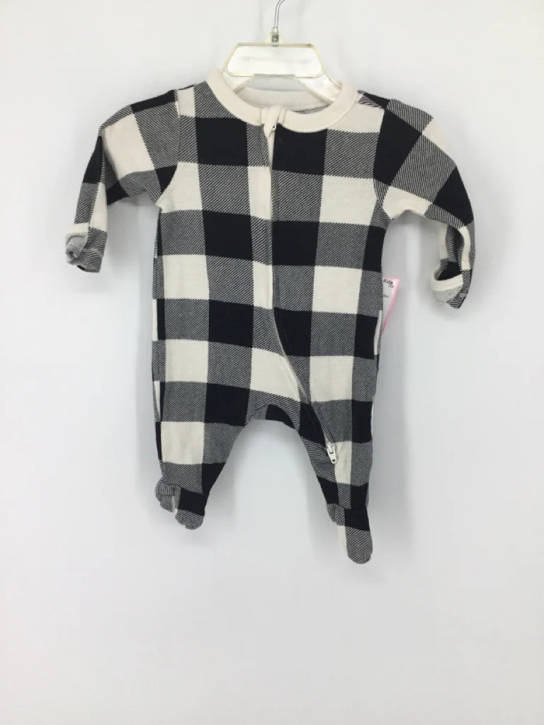 Old Navy Child Size Newborn Black Sleepers