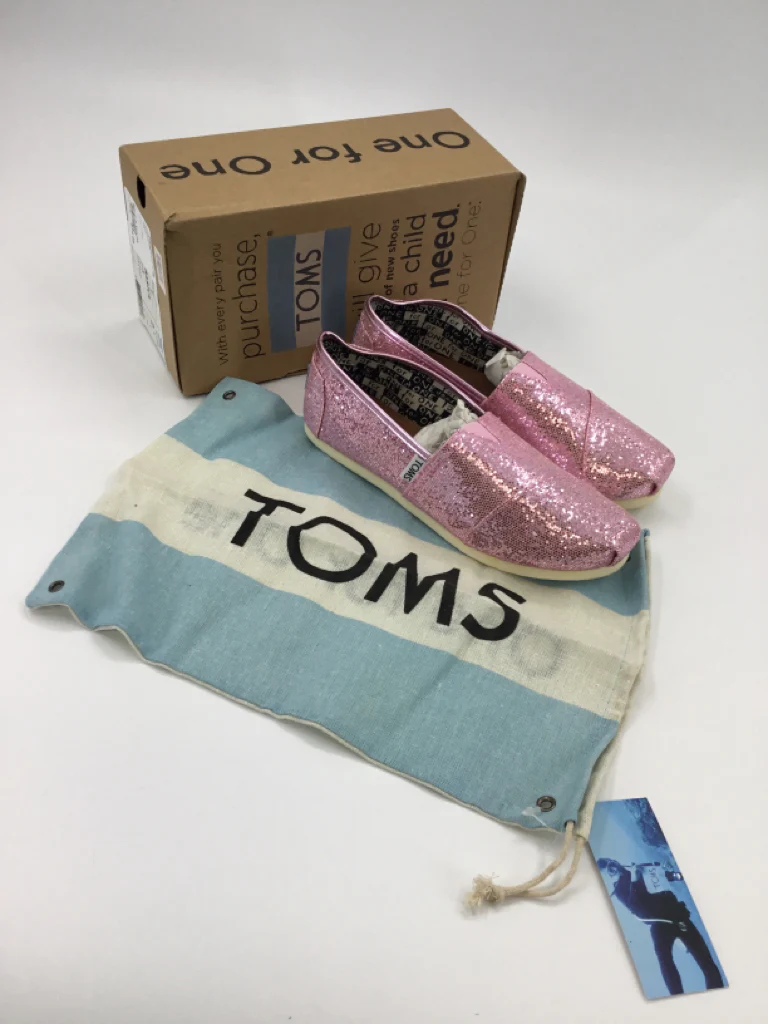 Toms Child Size 2.5 Youth Pink Sneakers