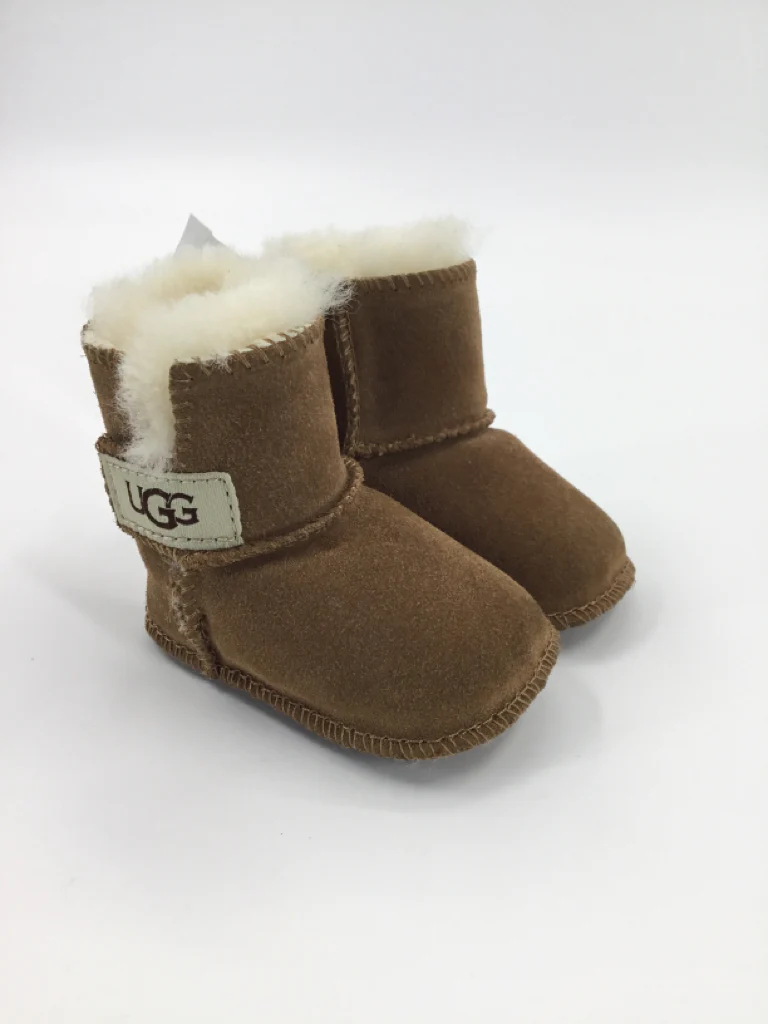 Ugg Child Size XS Tan Boots