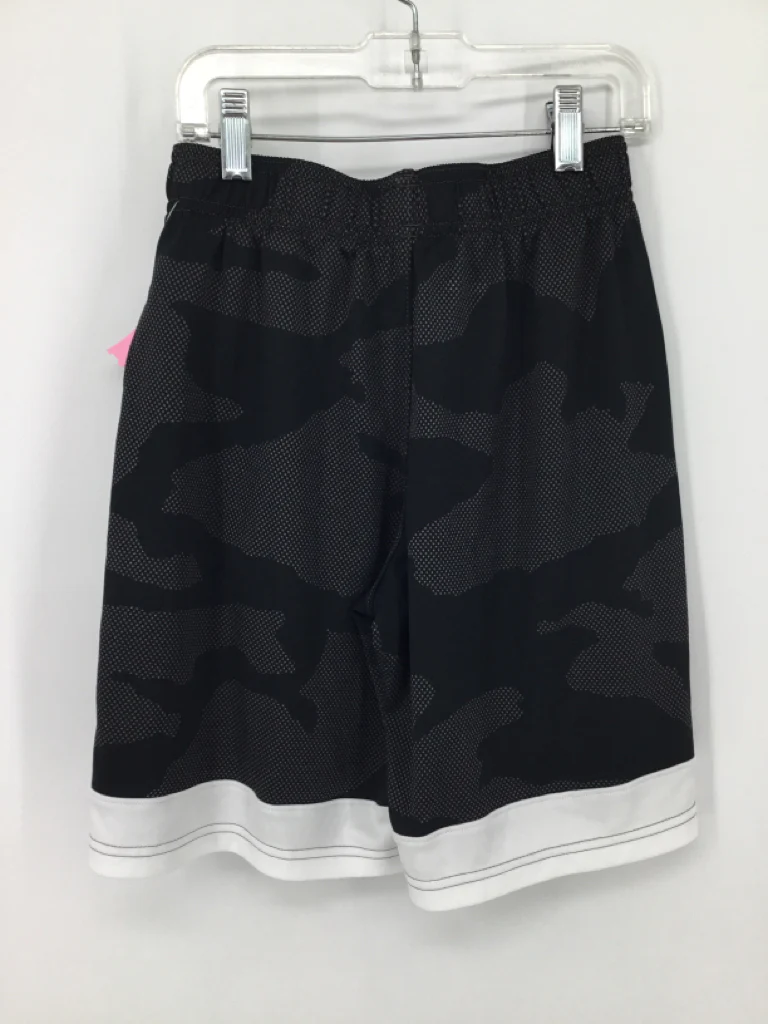 Under Armour Child Size 10 Black Print Shorts - boys - Image 2